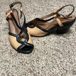 Miz Mooz pepper Tan and Black Slingback Heels